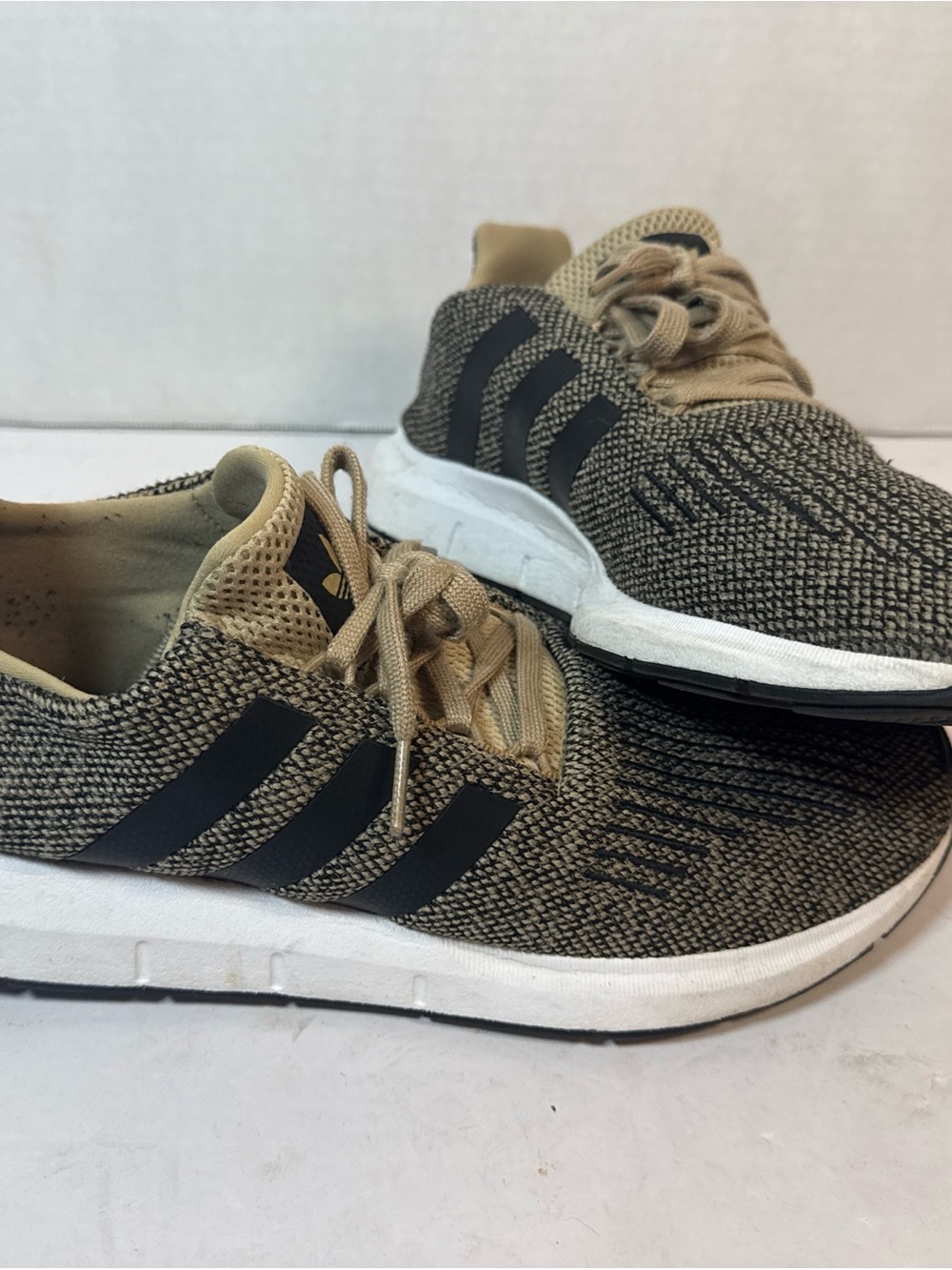 Adidas Swift Run Men's Shoes Green-Black-White CQ2117 size 10.5